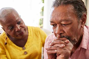 Senior husband and wife managing the impacts of dementia - icon for TEACH program